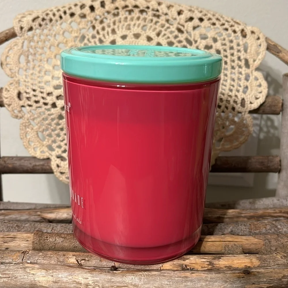 NWOT RED LEAF HOME WATERMELON LEMONADE 11 OZ JAR CANDLE